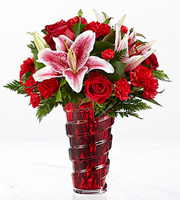 The FTD� Lasting Romance� Bouquet