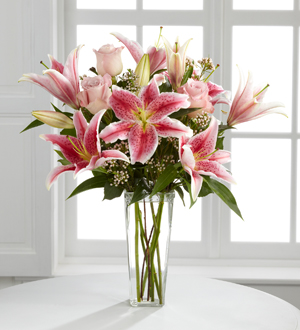 The FTD� Simple Perfection� Bouquet by BHG�