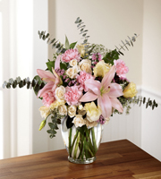 The FTD� Classic Beauty� Bouquet