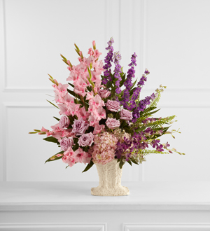 The FTD� Flowing Garden� Arrangement 