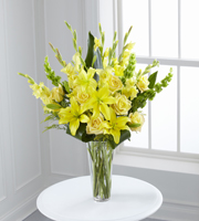 The FTD� Glowing Ray� Bouquet